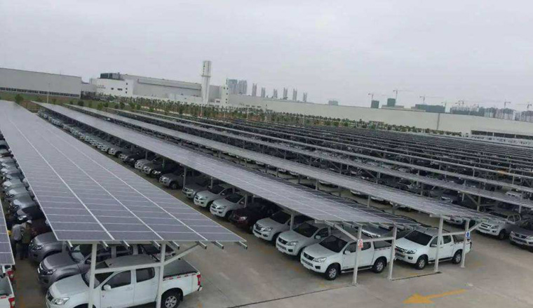 100千瓦光伏停車(chē)場(chǎng)投資多少，停車(chē)坪搭建光伏違建嗎