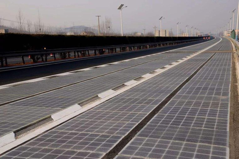 光伏高速公路原理，電動汽車在光伏高速上怎樣充電